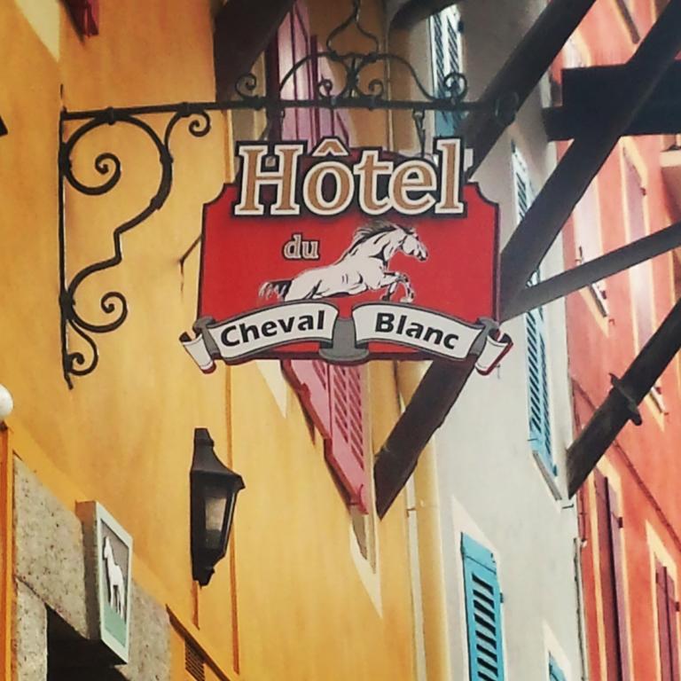 Hotel Du Cheval Blanc Barcelonnette Luaran gambar