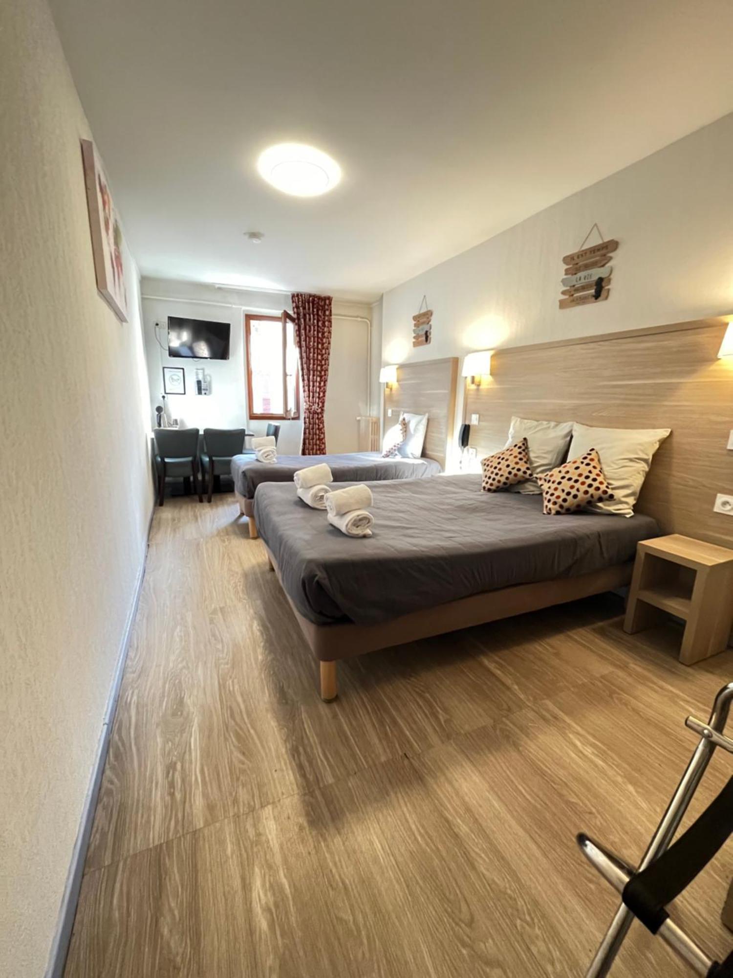 Hotel Du Cheval Blanc Barcelonnette Luaran gambar