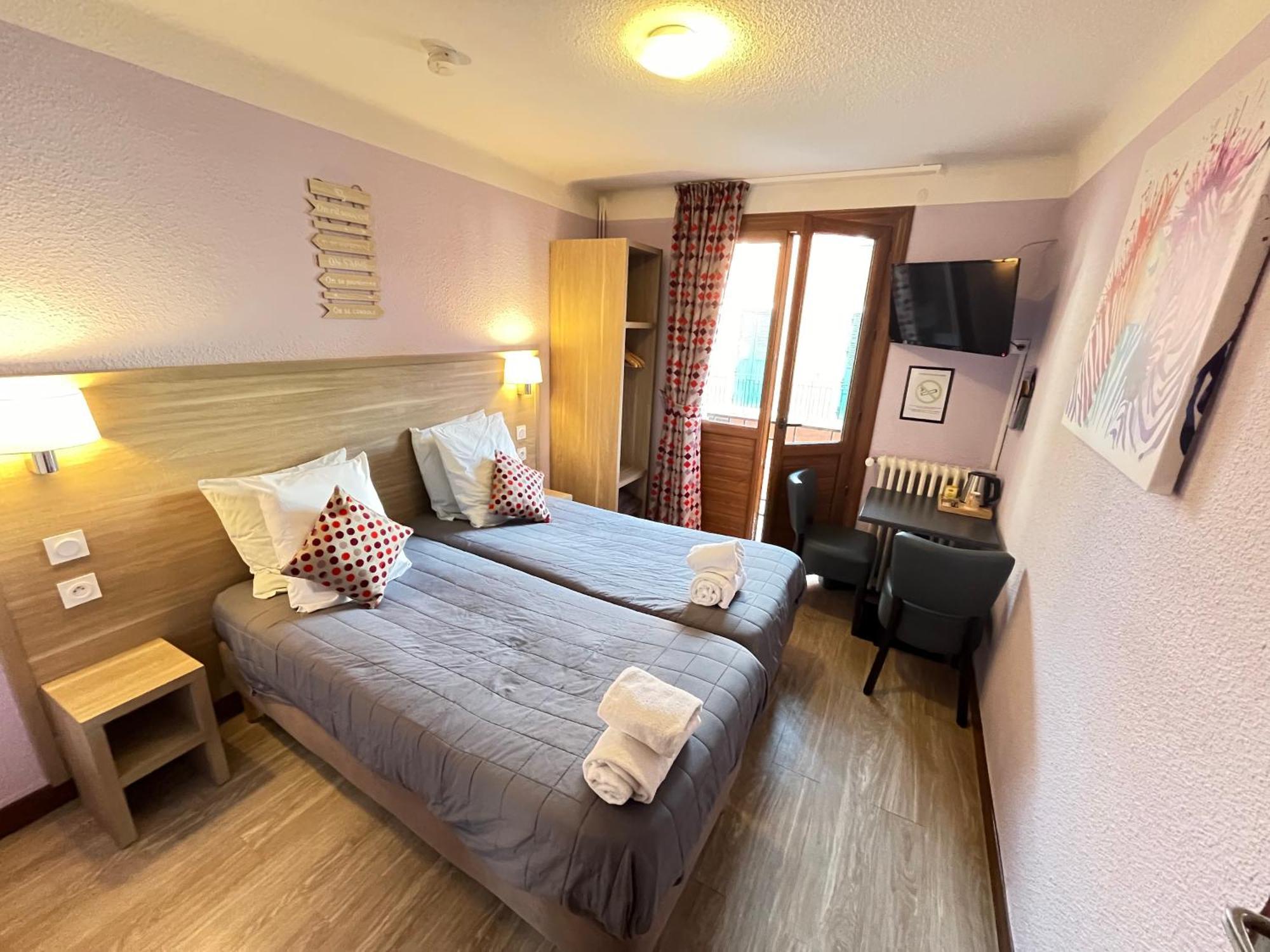 Hotel Du Cheval Blanc Barcelonnette Luaran gambar