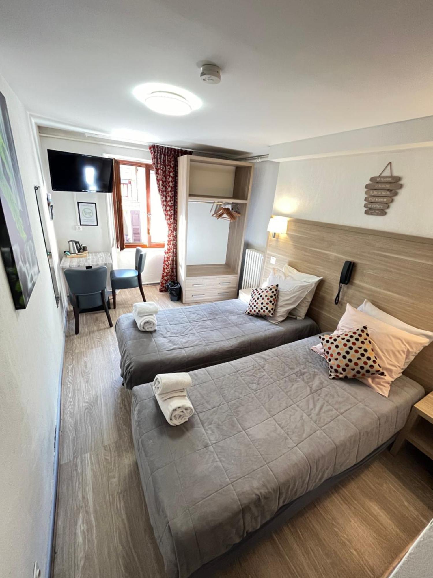 Hotel Du Cheval Blanc Barcelonnette Luaran gambar
