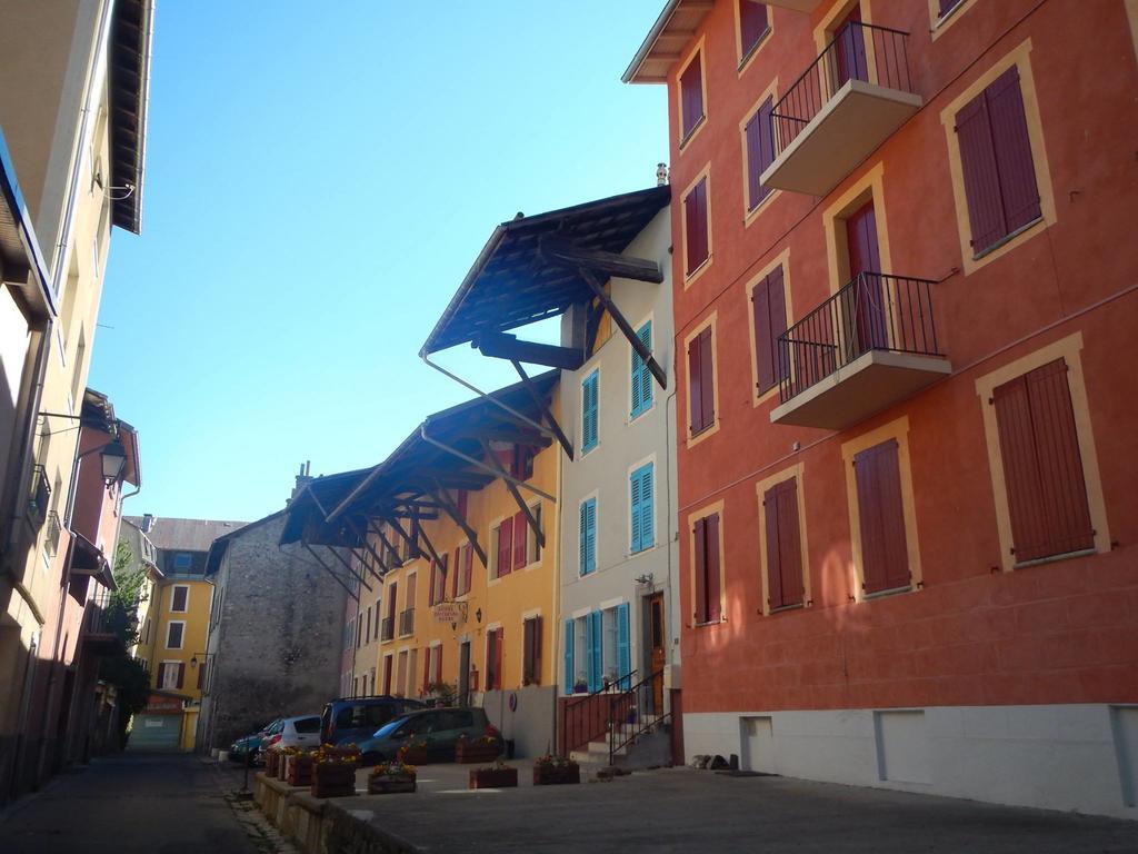 Hotel Du Cheval Blanc Barcelonnette Luaran gambar